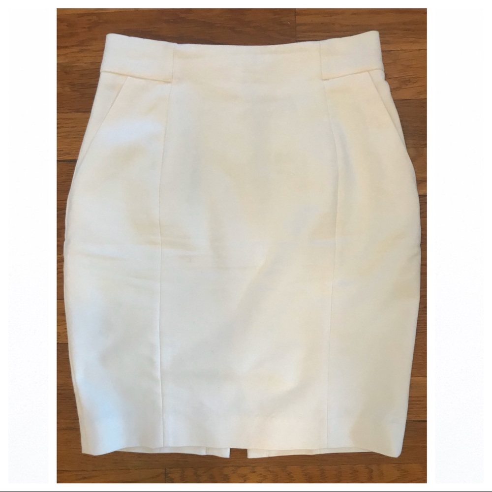 NWT H&M White Mini Skirt